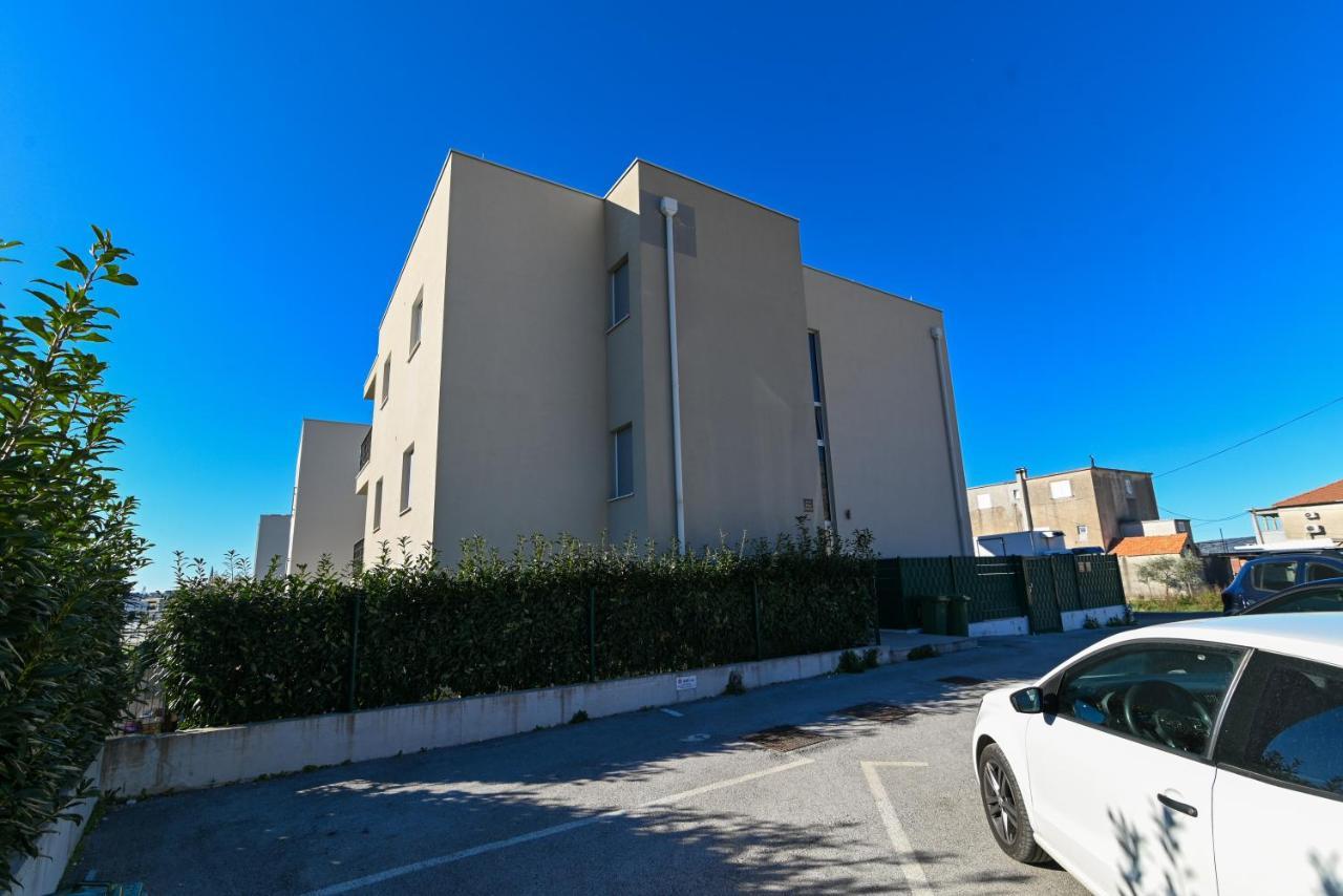 Apartment Marko Трогір Екстер'єр фото