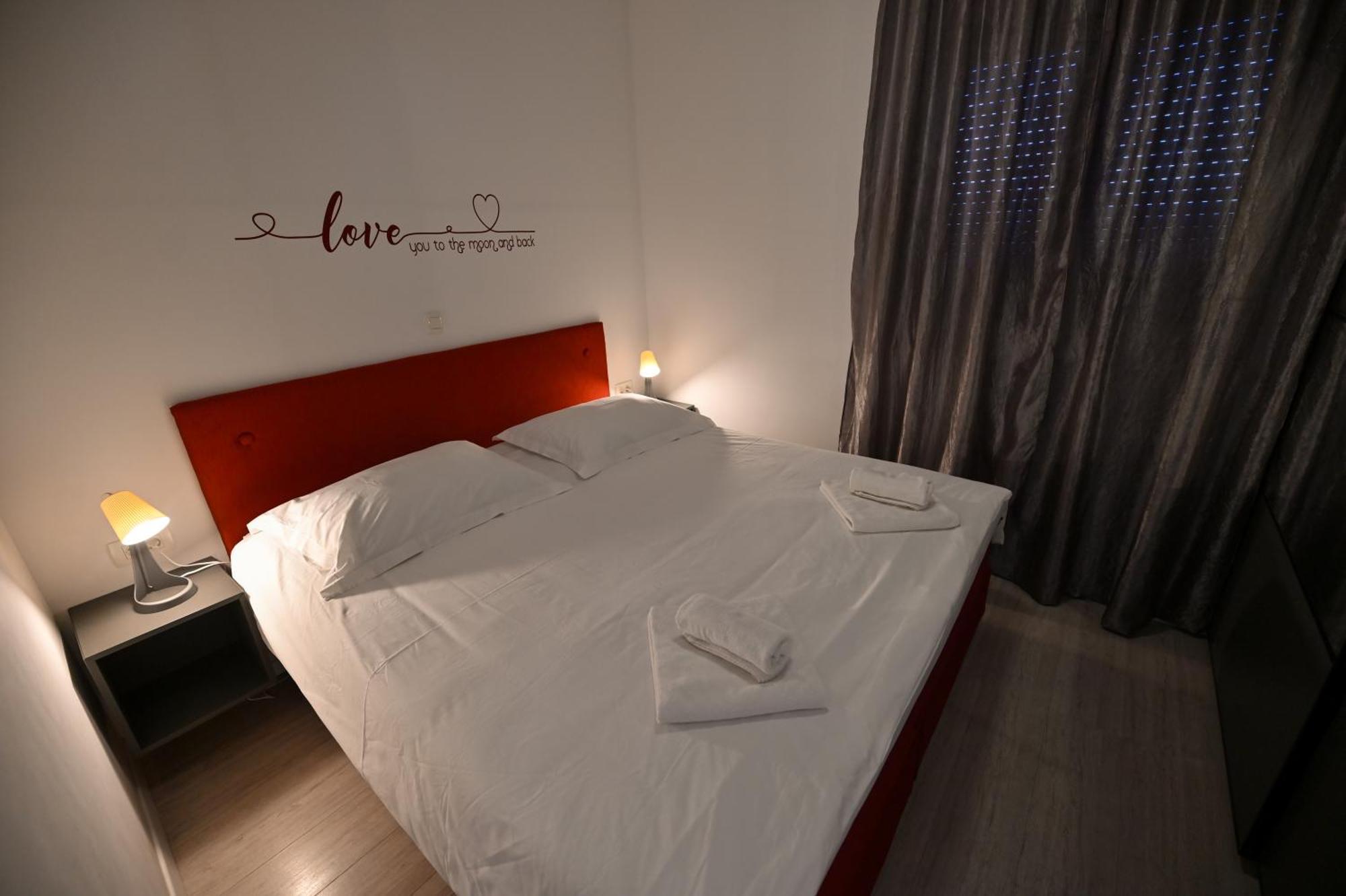 Apartment Marko Трогір Екстер'єр фото